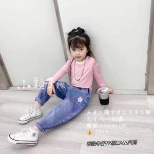 【台灣現貨】中小童 女童刺繡字母花朵🌺牛仔褲